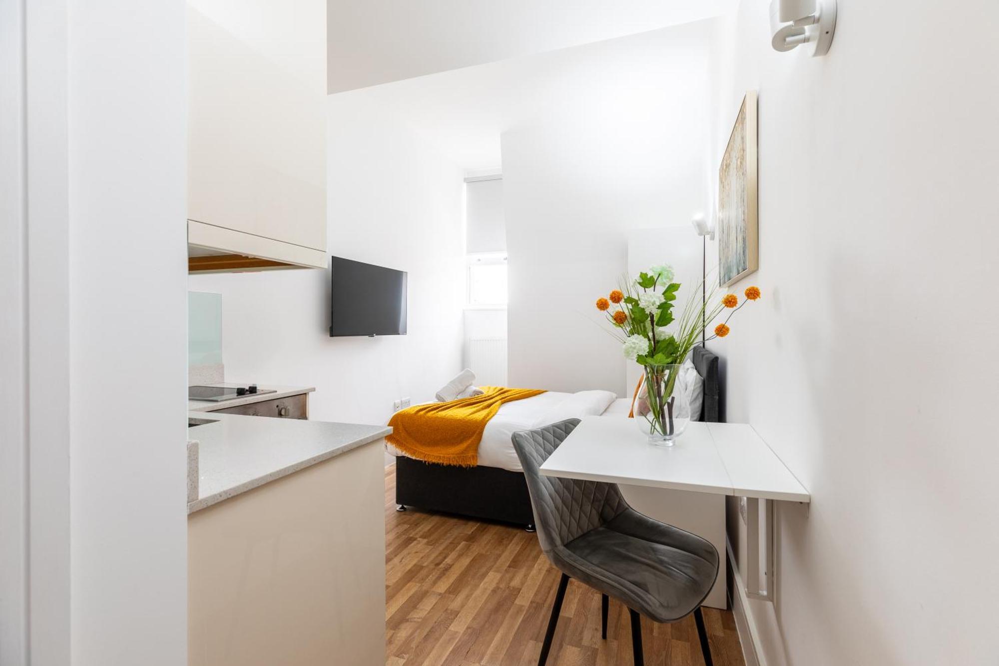 Clarges- Hsk Suites Лондон Екстер'єр фото