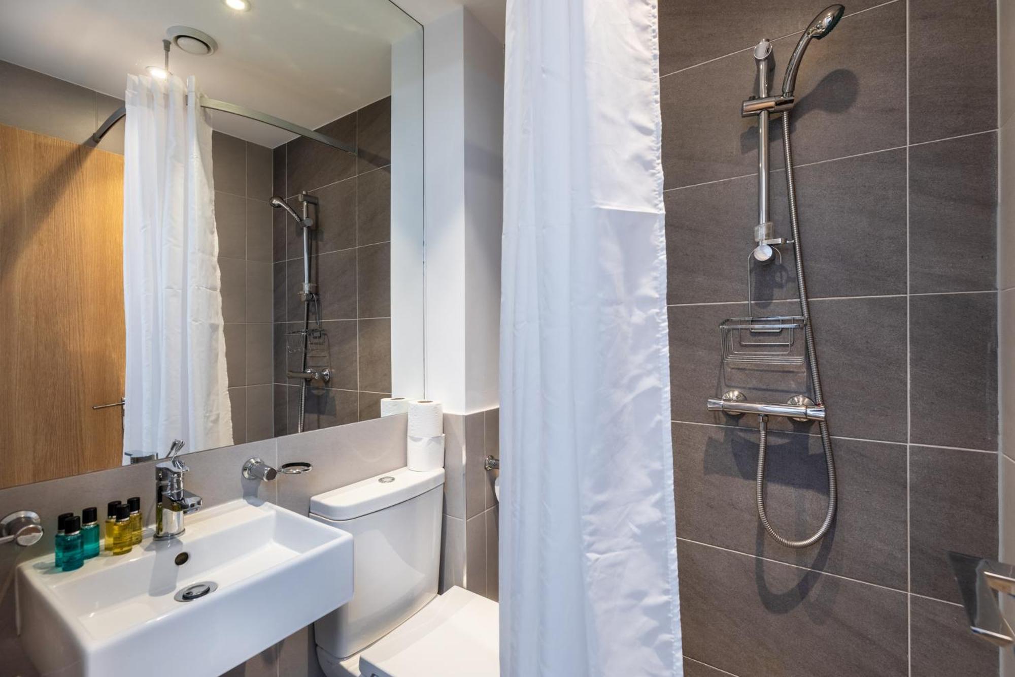 Clarges- Hsk Suites Лондон Екстер'єр фото