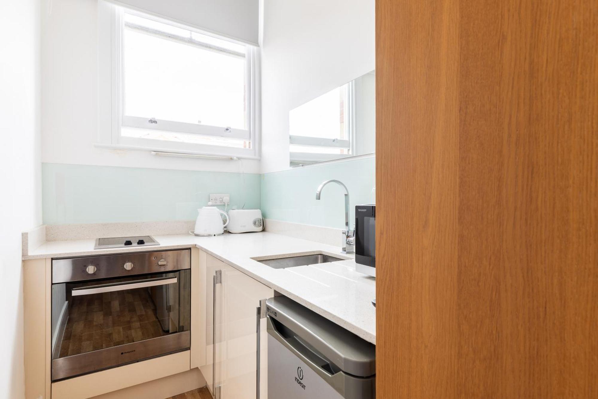 Clarges- Hsk Suites Лондон Екстер'єр фото