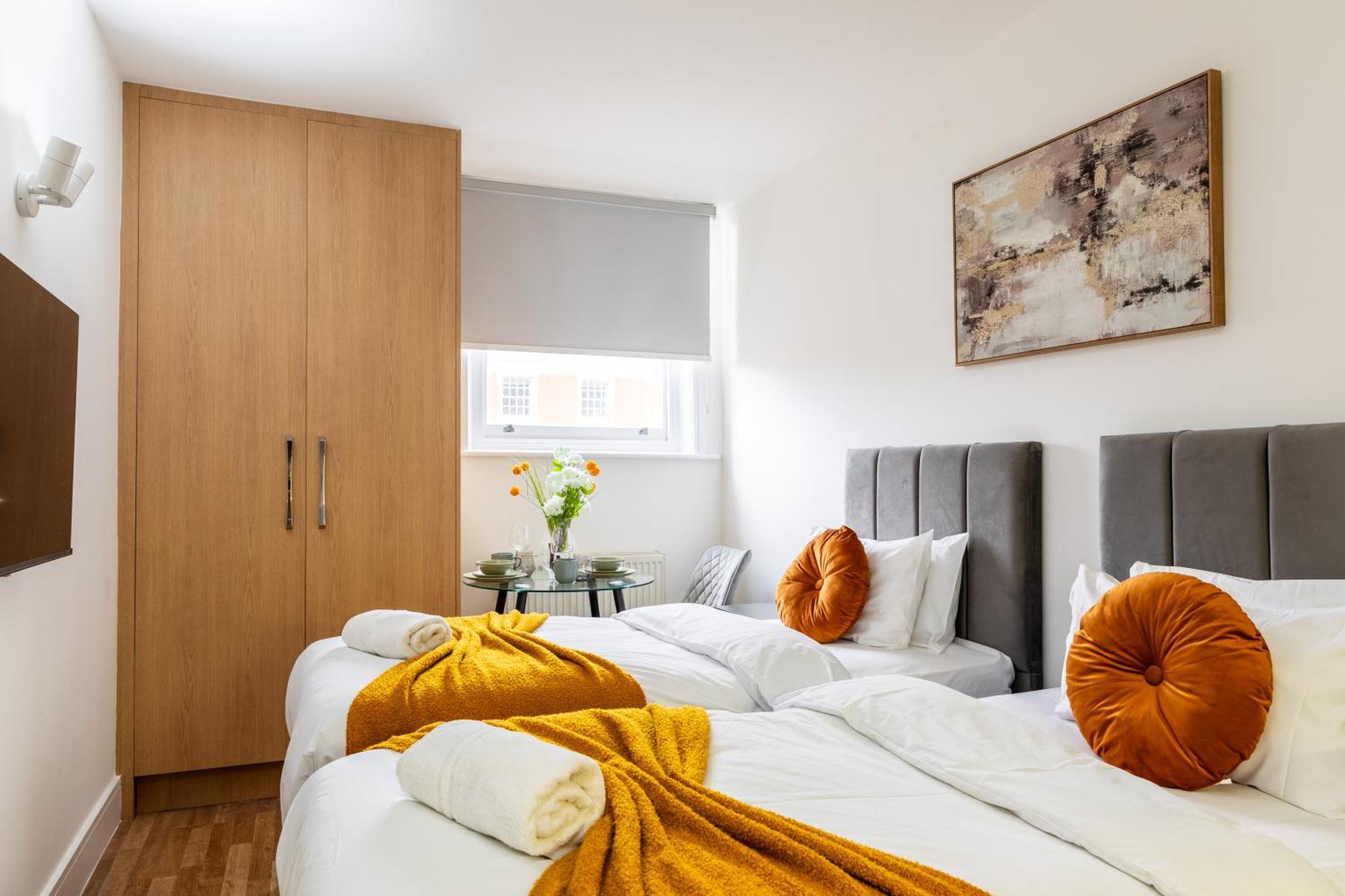 Clarges- Hsk Suites Лондон Екстер'єр фото
