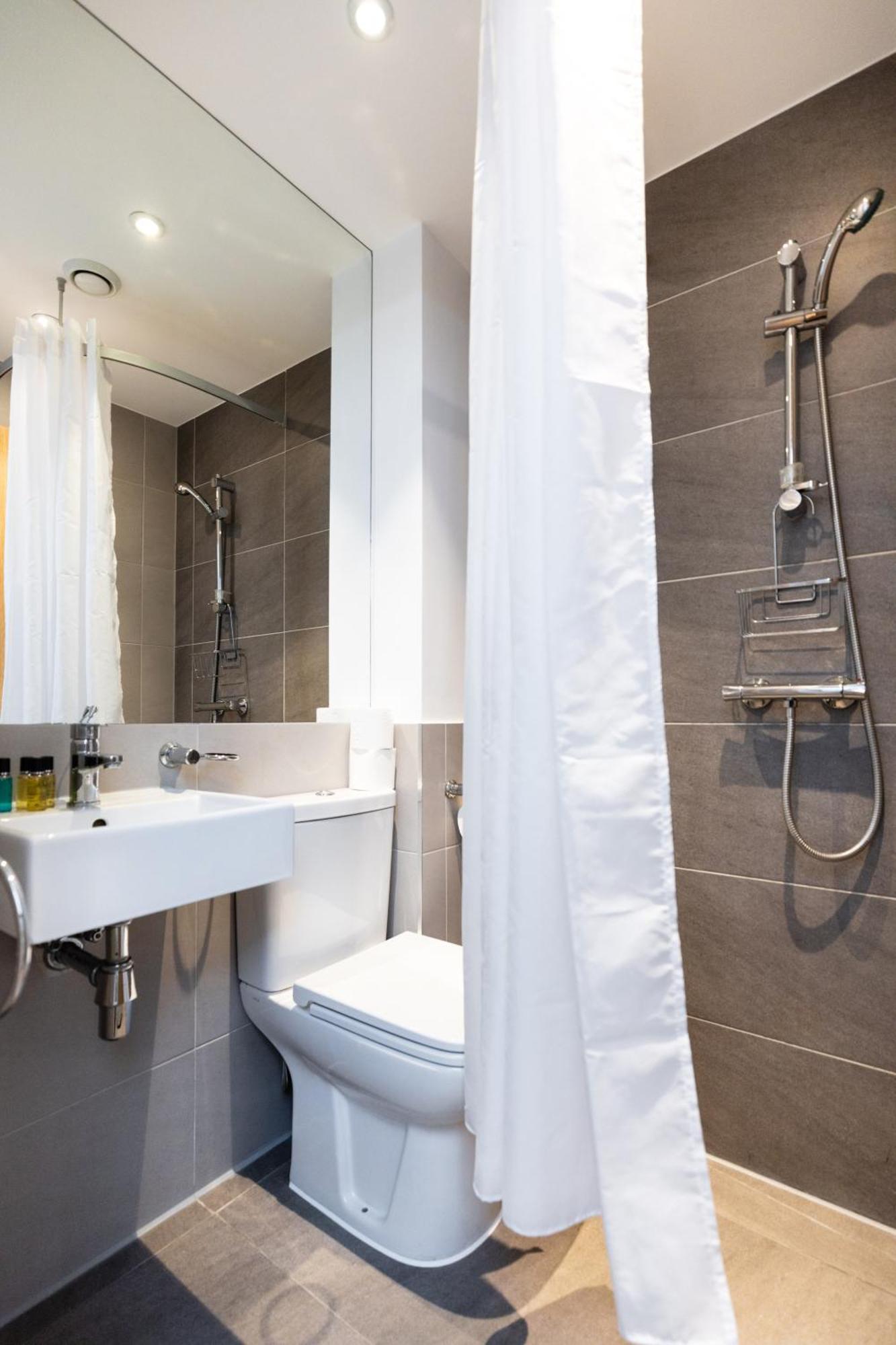 Clarges- Hsk Suites Лондон Екстер'єр фото