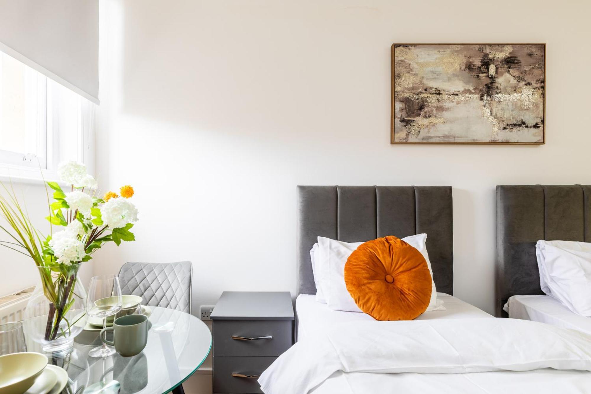 Clarges- Hsk Suites Лондон Екстер'єр фото